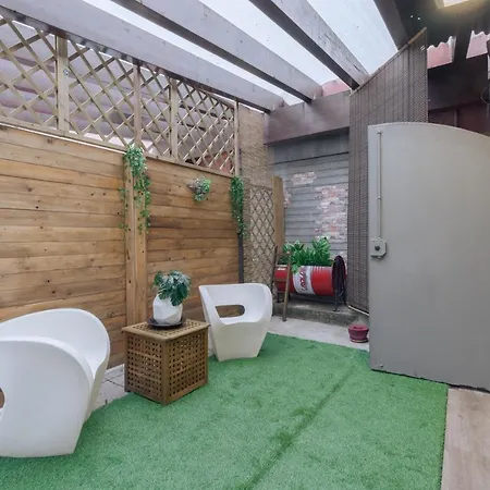 Maneki Serra 1/2d アパート