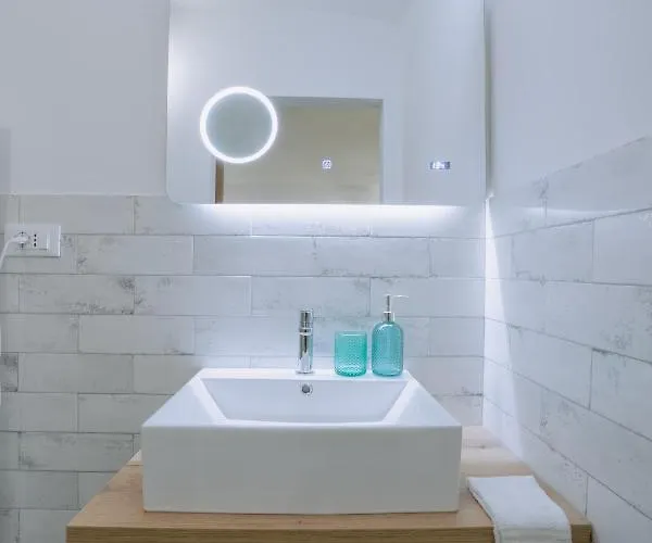 Maneki Serra 1/2d 볼로냐